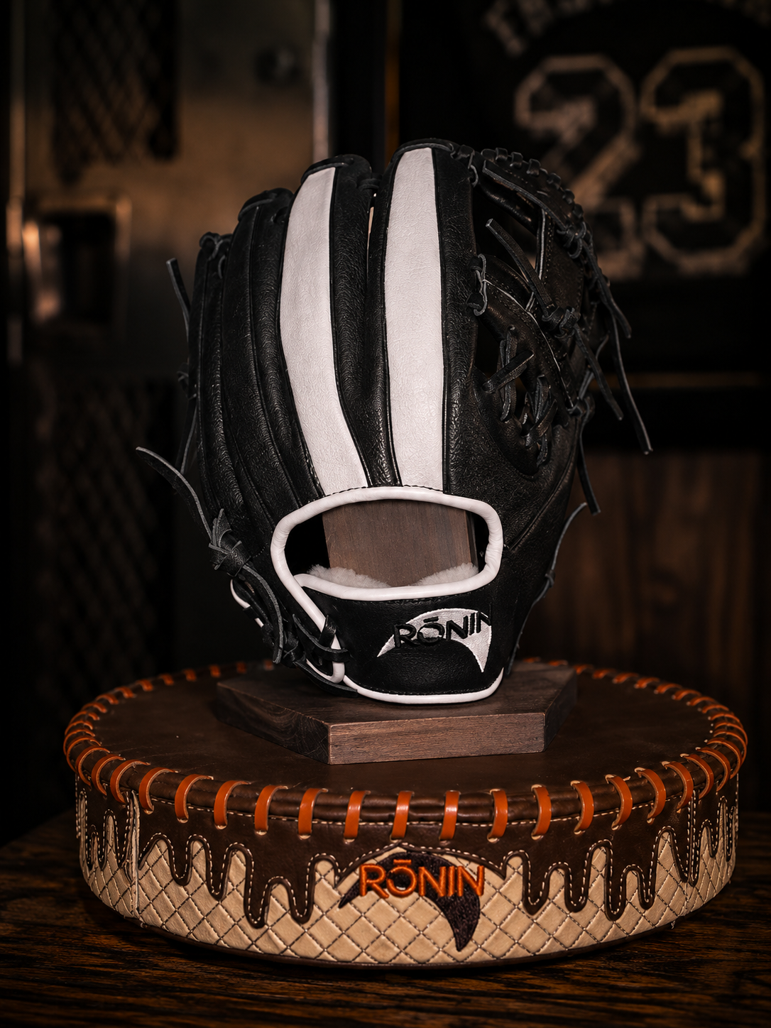 ⚾🔥 CUSTOM BLACKOUT RONIN GLOVE 🔥⚾