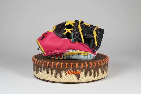 Ronin " Back to School" Glove